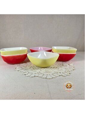 Vintage Pyrex Primary Colors Square Bowls Set Of 6 4 3/4" Red And Yellow Bowls